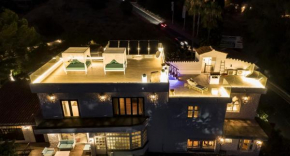 Exclusive Grand Luxurious Panoramic Seaviews Villa